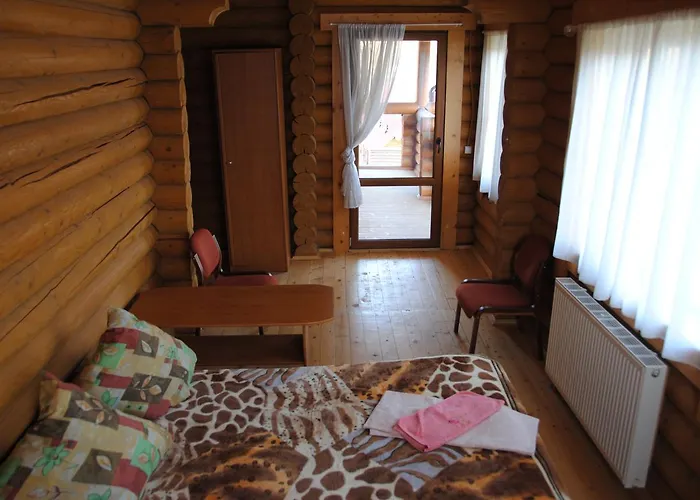 Konukevi крокус мія 3*